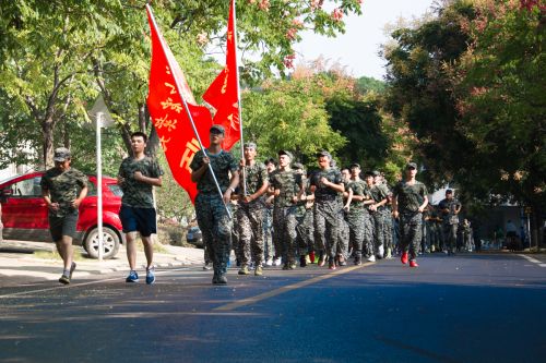 军训师一团率先归来（供图：何艺涛）