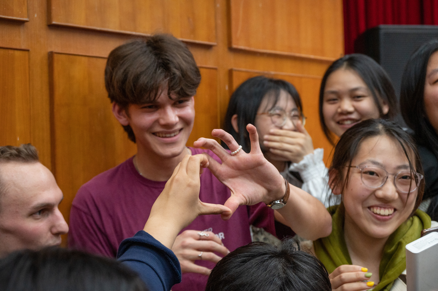 今晚你能感受到爱吗（学通社记者 叶建伟 摄）