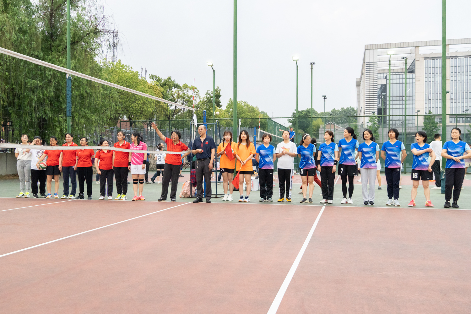 动医动科VS工学 开幕式（学通社记者 丁沐嵘 摄）