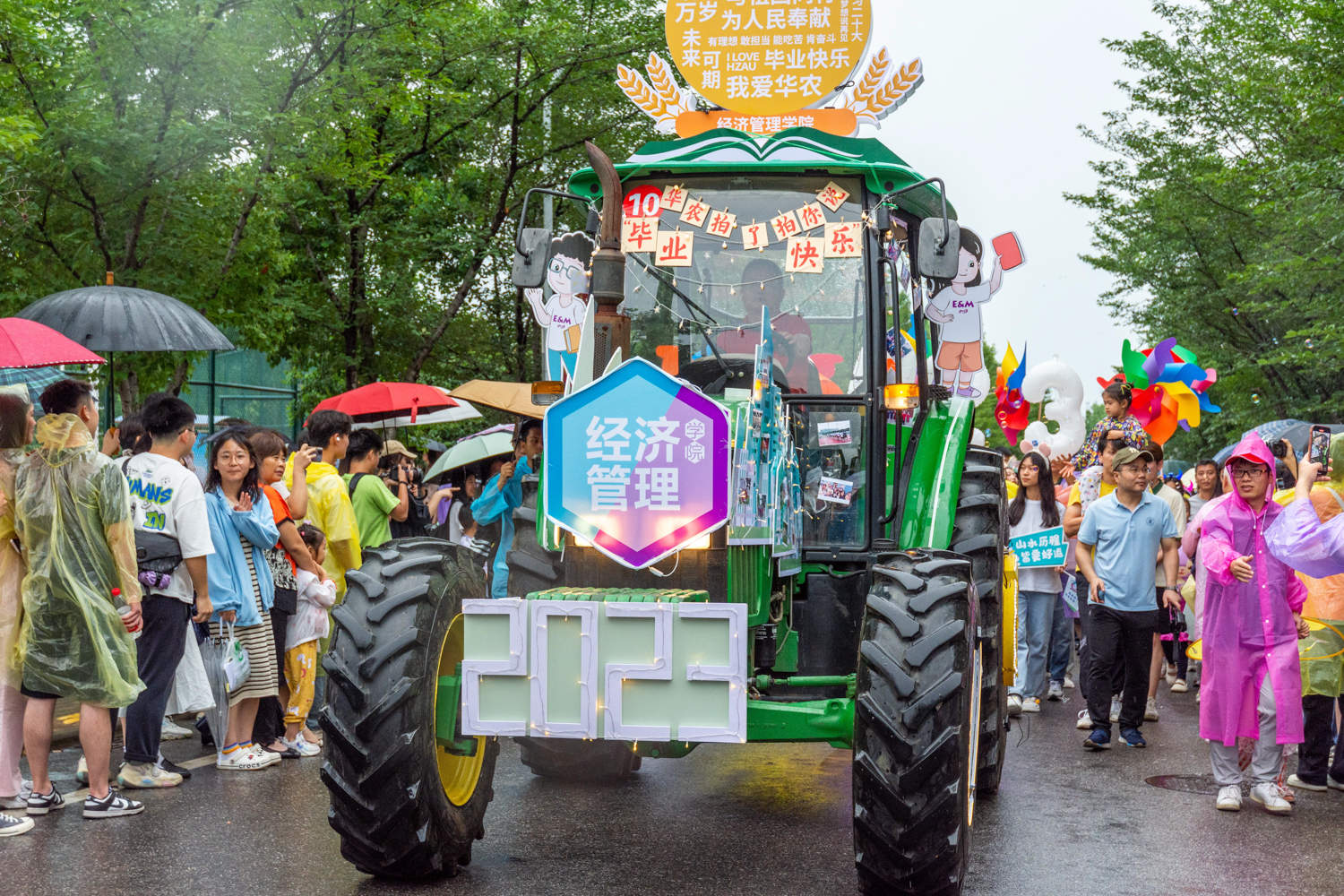 经济管理学院车队（学通社记者 周仁杰 摄）-21