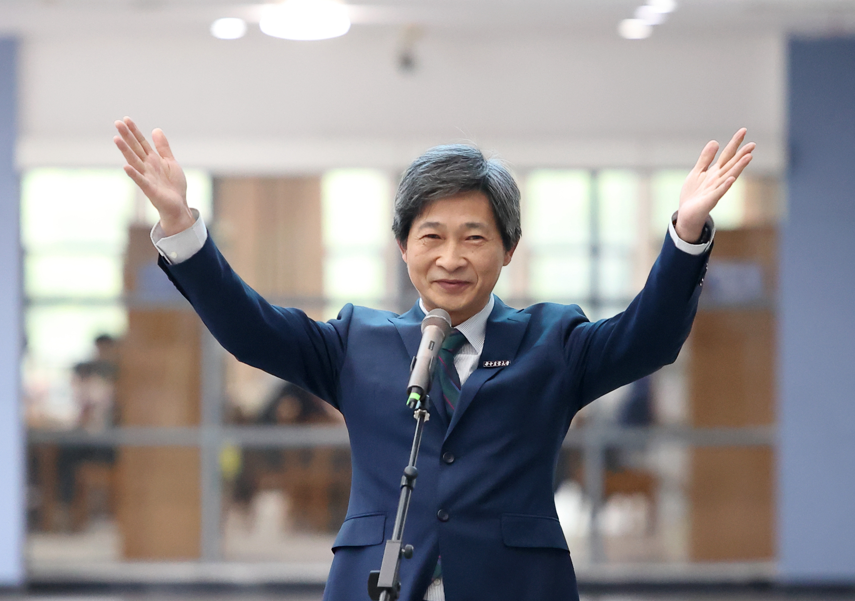 高翅书记宣布读书节开幕(学通社记者 侯国涛 摄)-_副本