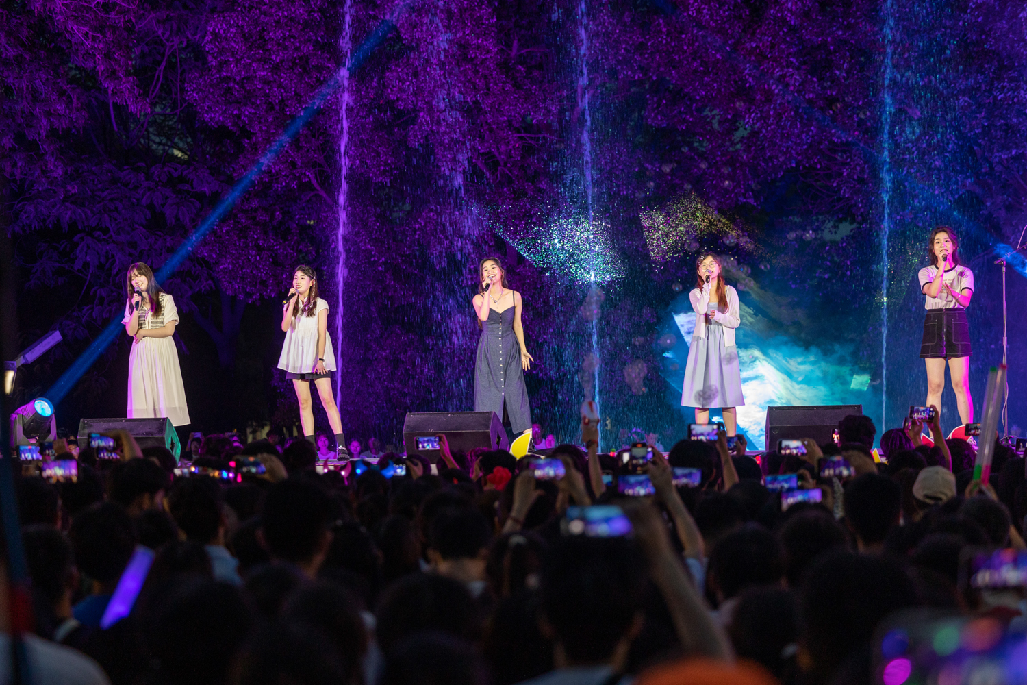 《那些年》（学通社记者 周全 摄）