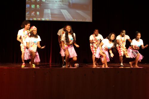 热情十足的非洲舞串烧1