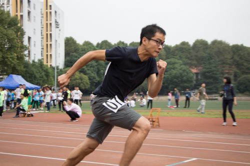 麻海清跑步-刘思颖