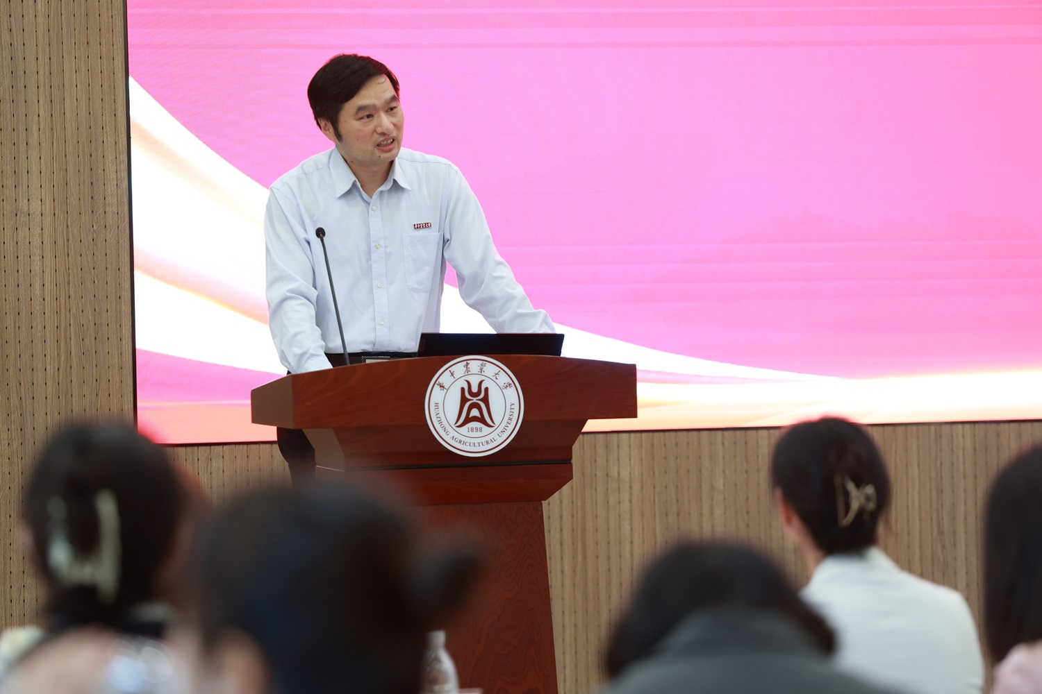 王书记致辞(通讯员 张成凤 摄)