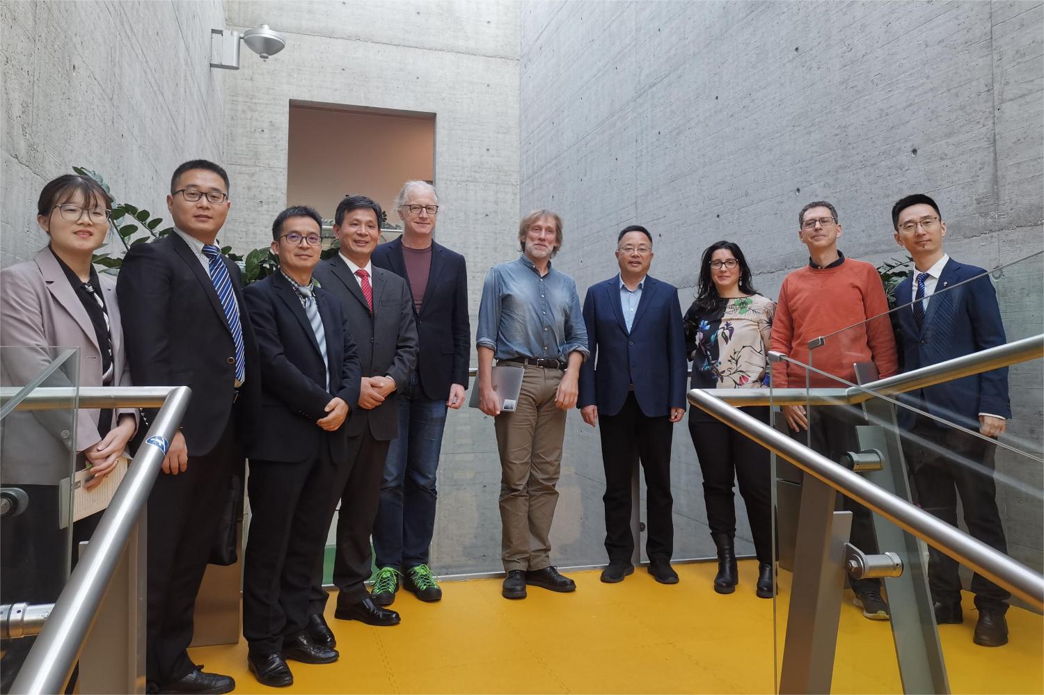 青平与格雷戈尔·孟德尔分子植物生物学研究所座谈