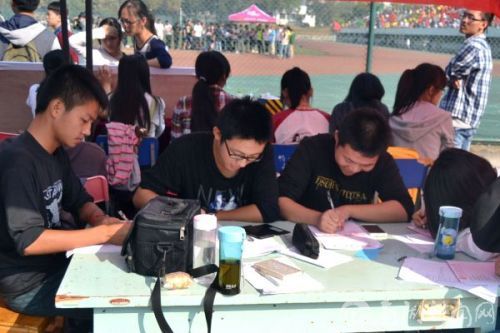 广播稿加油助威