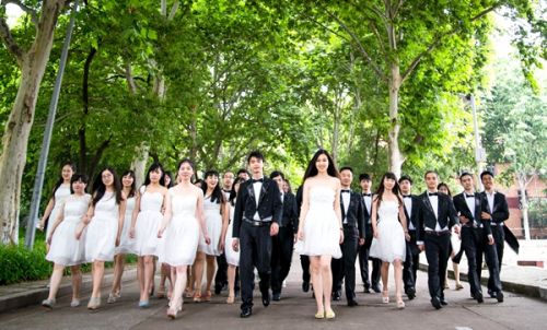 yq0KEVV5A-yAMkPlAAYqU9Ack8w019