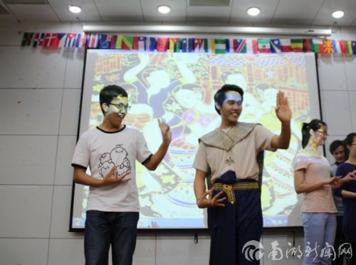 泰国舞蹈,现场教学