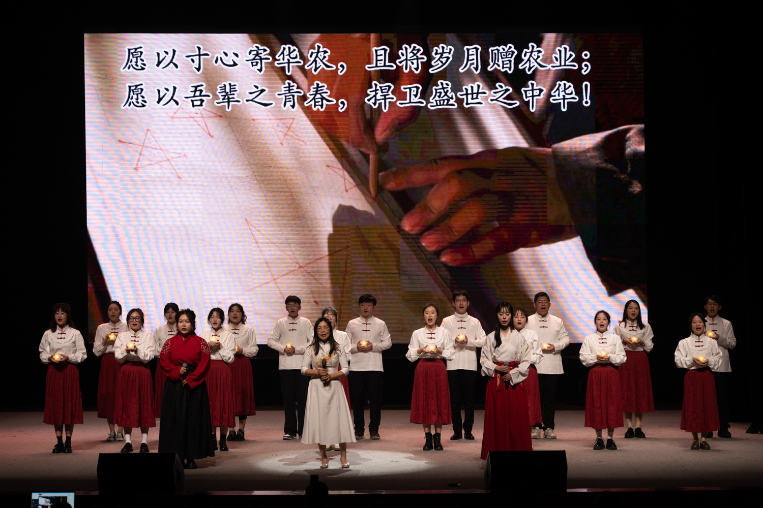 如愿合唱(学通社记者 王博炜 摄)