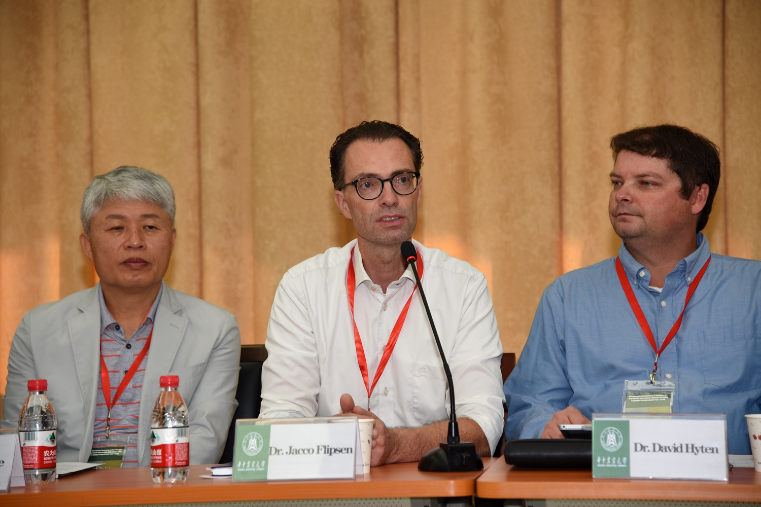 Dr.jacco Flipsen讲话(记者 川竹 摄)