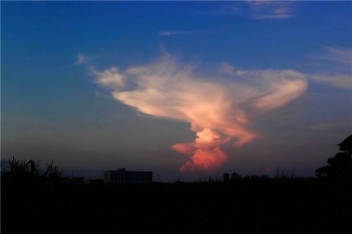 17.绚丽云彩，美妙多姿