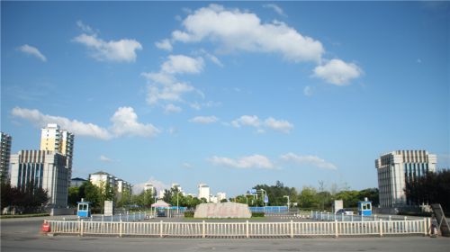 2.新大门