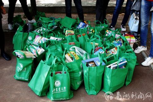 满满的,全是同学们的心意