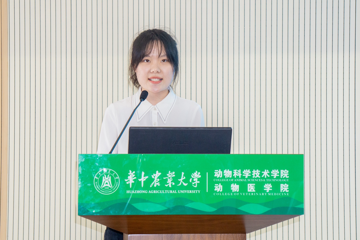 学生代表马珂进行讲话(通讯员:孙喆)